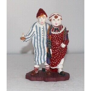 Dept 56 All Through the House Mama In Her Kerchief, Papa In His Cap
